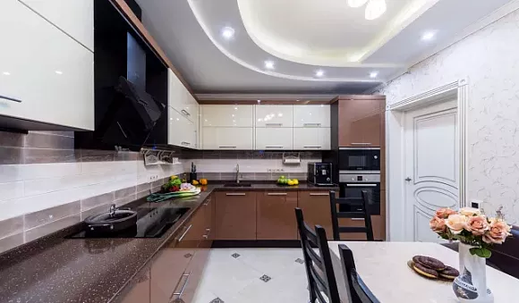 Глянцевая кухня в Ростове-на-Дону