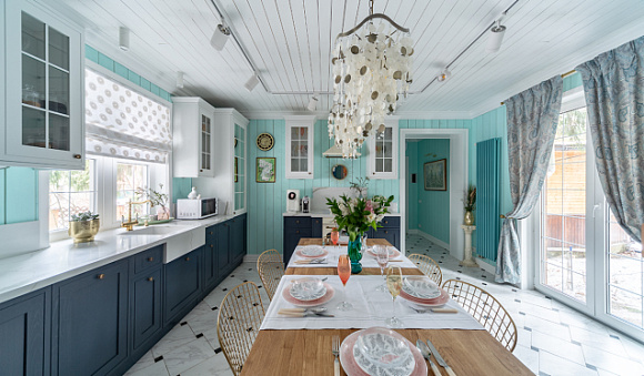 Белая кухня в Мурманске