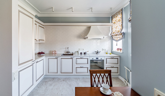 Белая кухня в Кирове