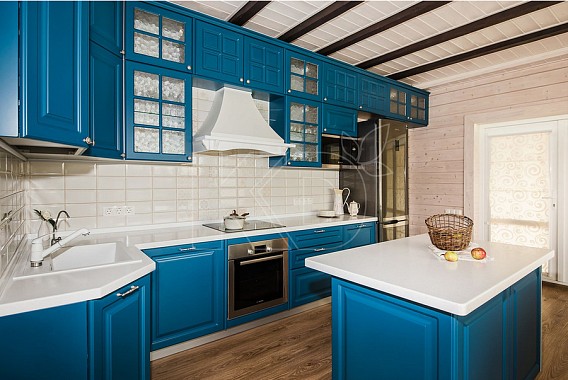 Угловые кухни для дачи