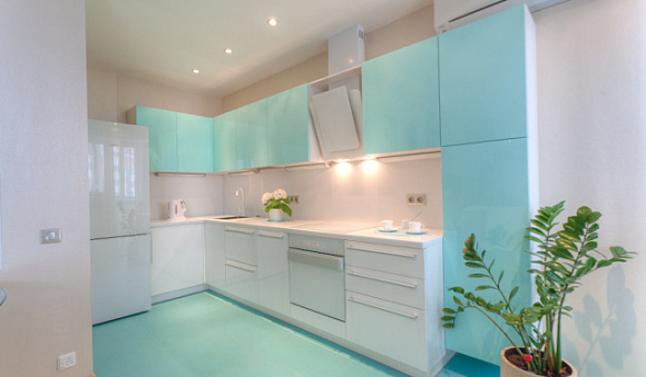 Белая кухня в Кирове